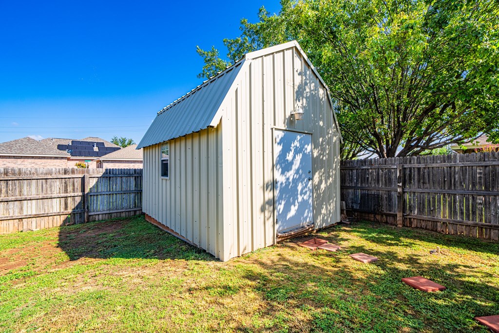5818 Lyndhurst Dr Property Photo 27
