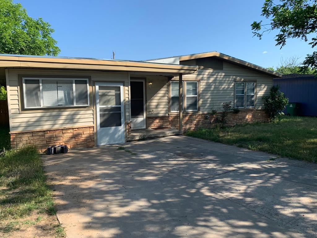 2414 Raney St Property Photo