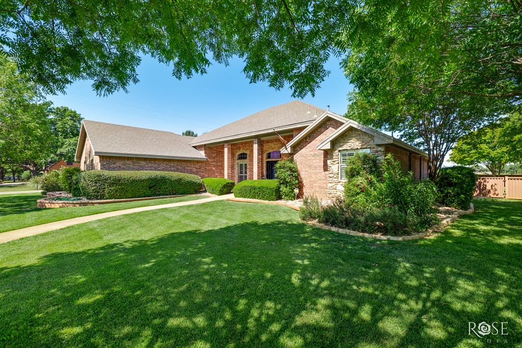 5531 Woodbine Lane Property Photo 6