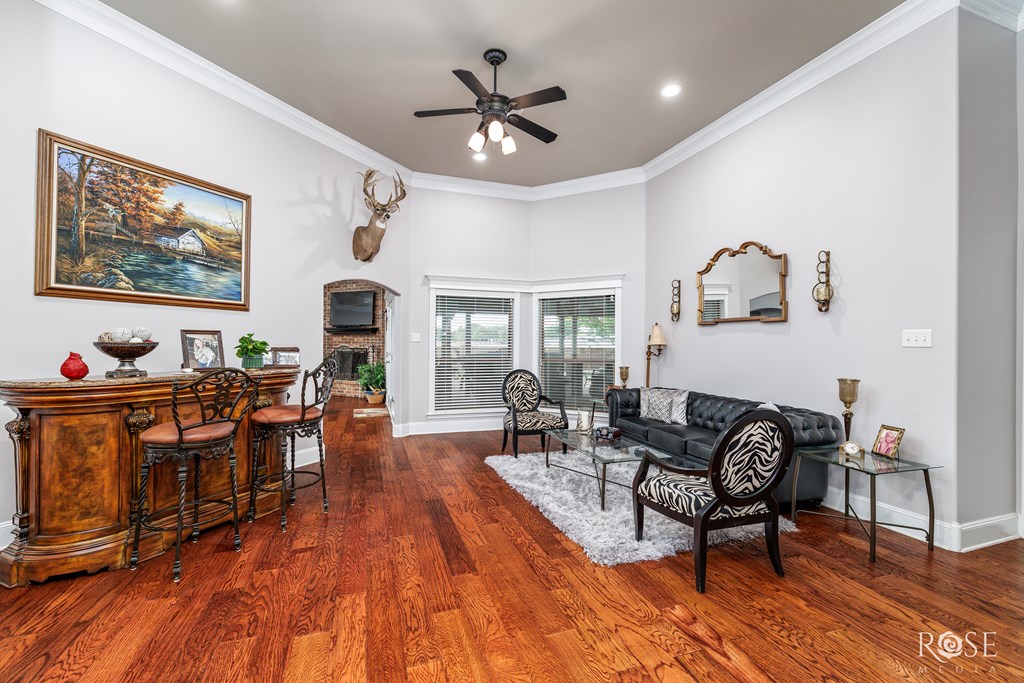 5531 Woodbine Lane Property Photo 10