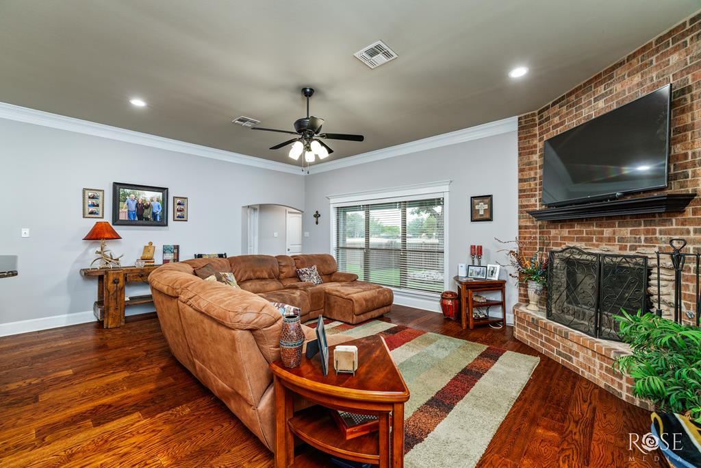 5531 Woodbine Lane Property Photo 17