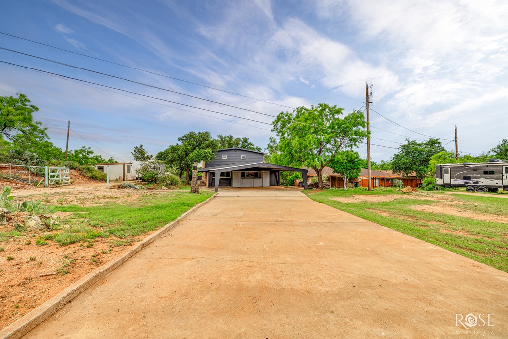 3237 Red Bluff Rd W Property Photo 4
