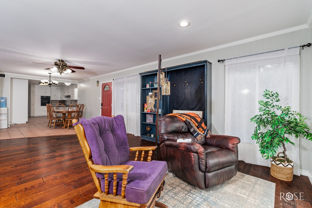 3237 Red Bluff Rd W Property Photo 12
