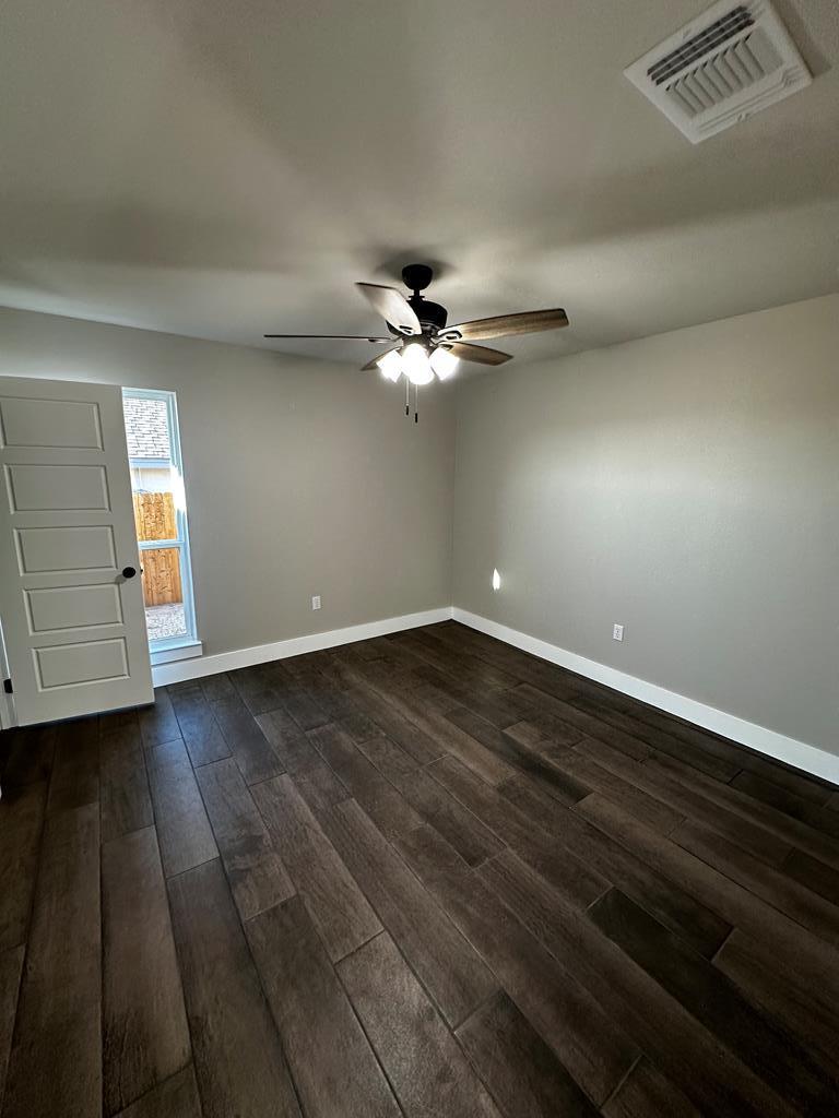 5610 Slayde St Property Photo 32