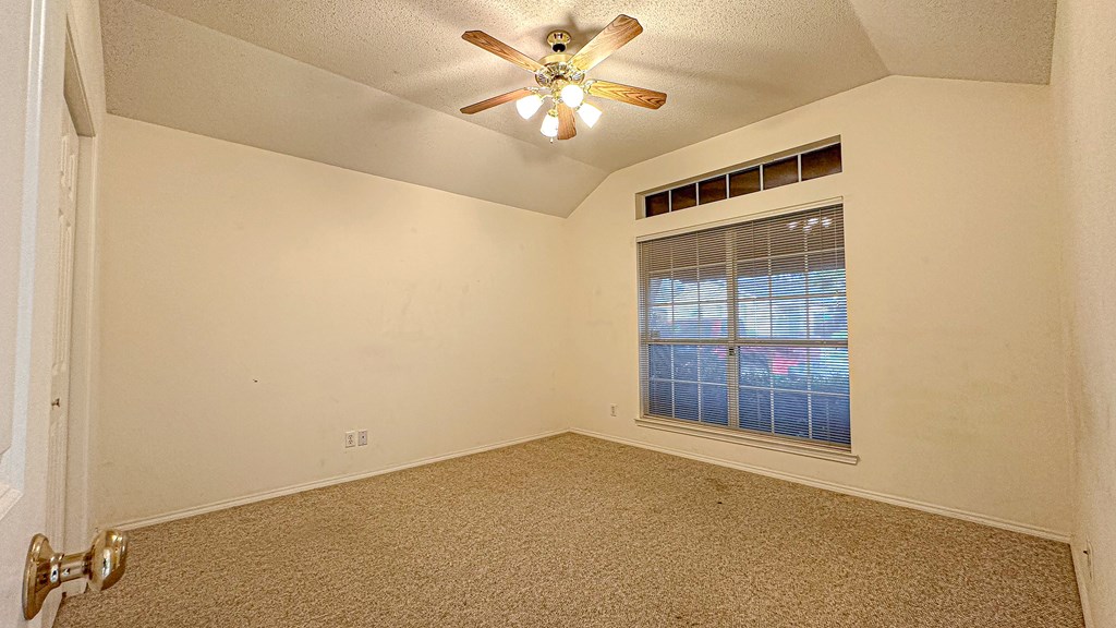 4217 Pinon Ridge Dr Property Photo 5