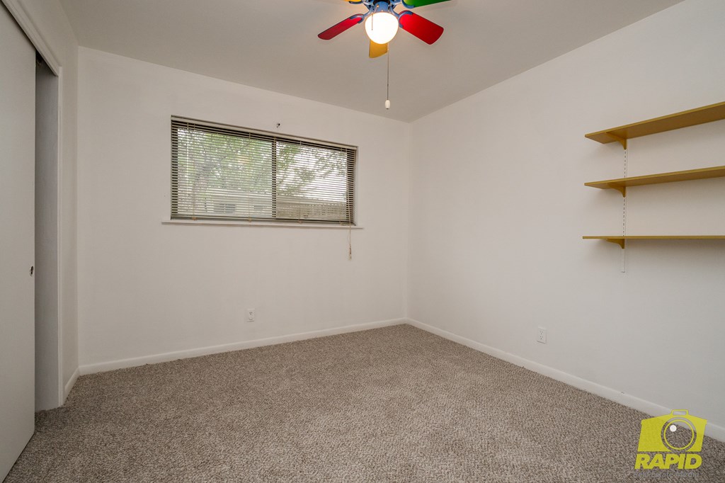 2770 Southwestern Ave Property Photo 13