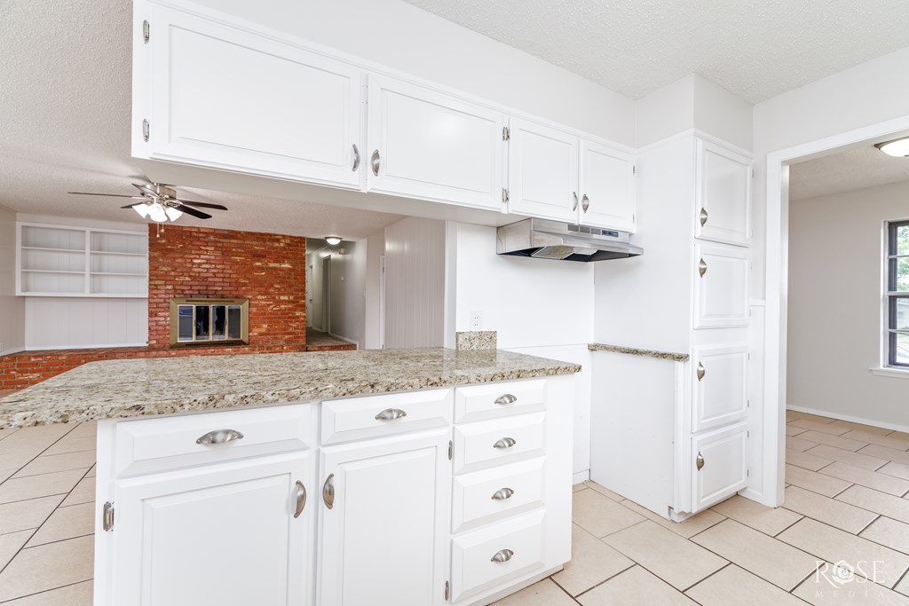 2109 Dartmouth Dr Property Photo 13