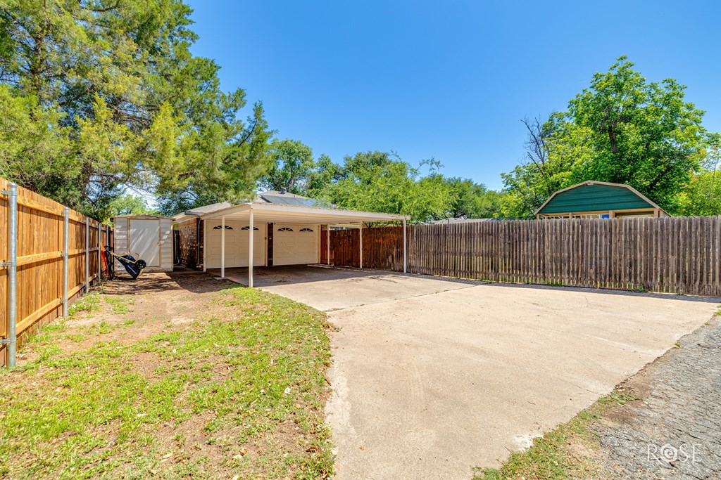 2713 Canyon Creek Dr Property Photo 32