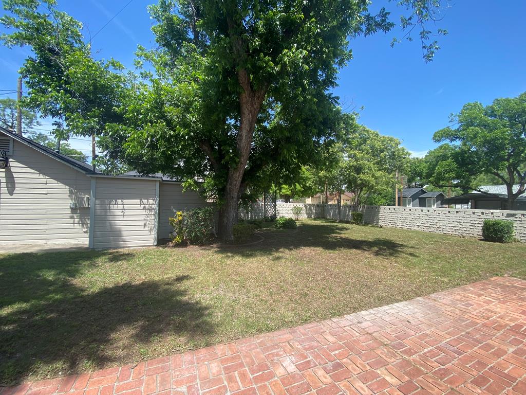 1001 S David St Property Photo 10