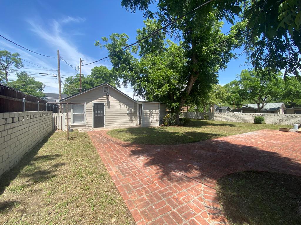 1001 S David St Property Photo 13
