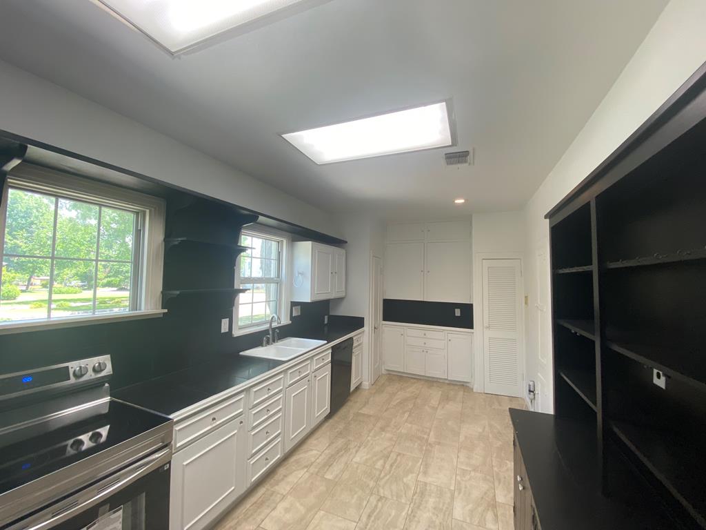 1001 S David St Property Photo 19