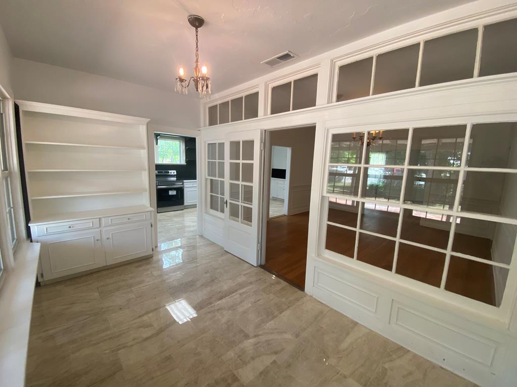 1001 S David St Property Photo 27