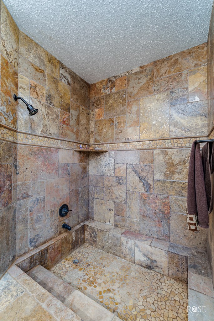 312 Valleyview Dr Property Photo 20