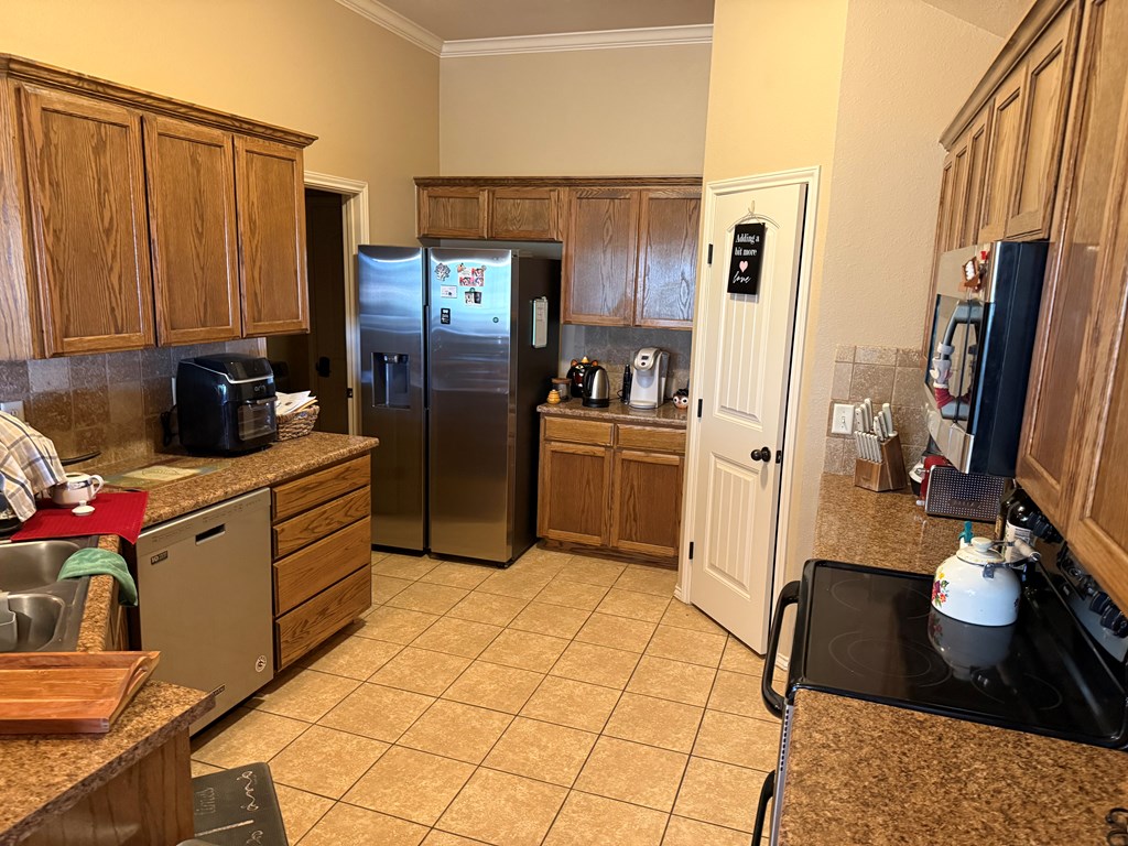 4609 Pinon Ridge Dr Property Photo 9