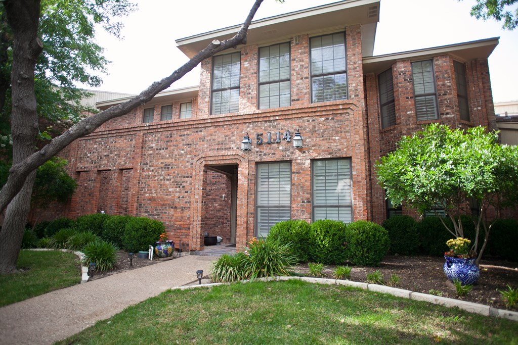 5114 Fairway Dr Property Photo 3