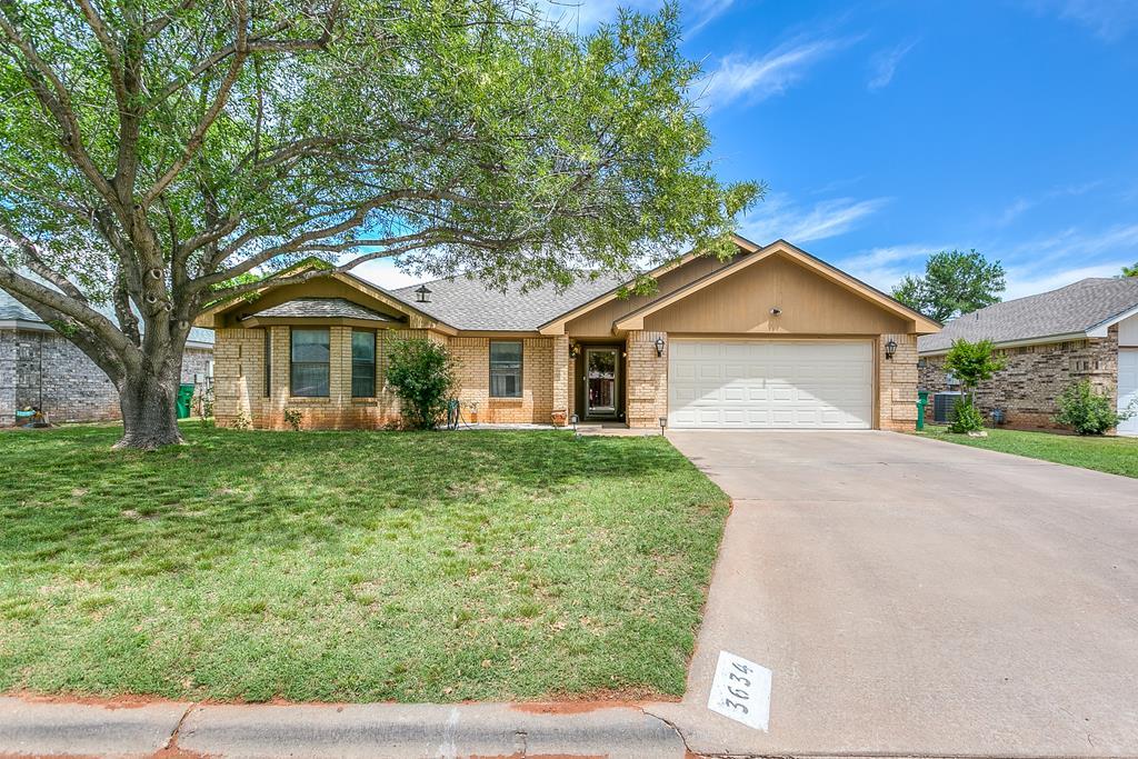 3634 Oak Creek Dr Property Photo 2