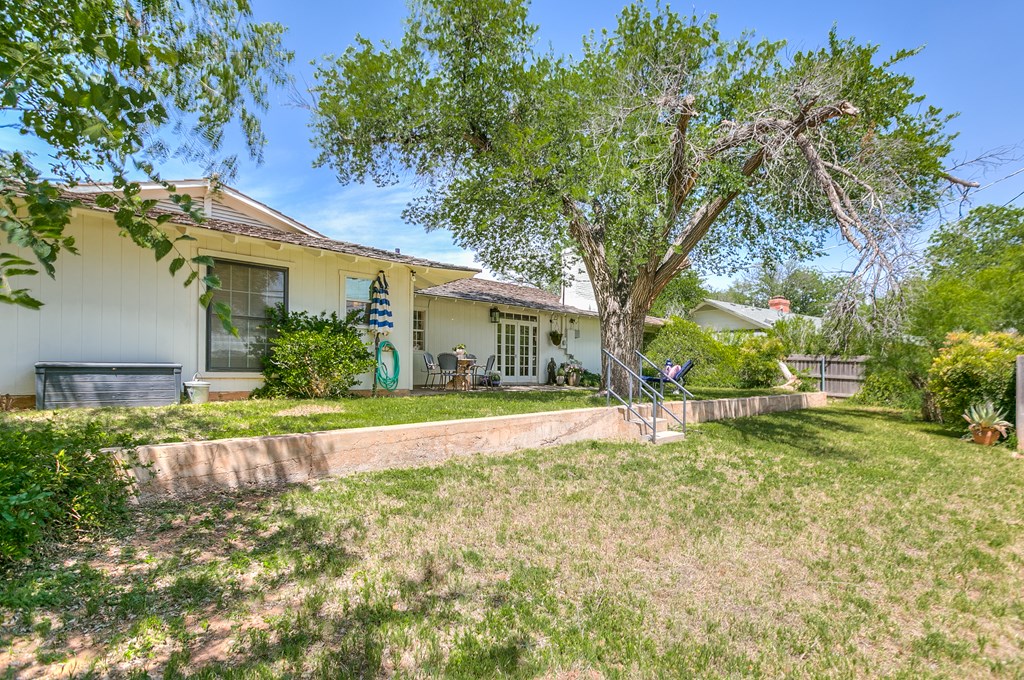 2121 Sul Ross St Property Photo 7