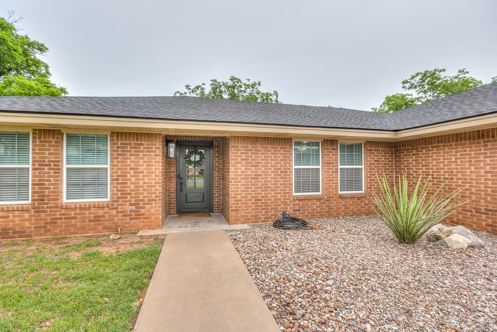 3508 Sunset Dr Property Photo 3