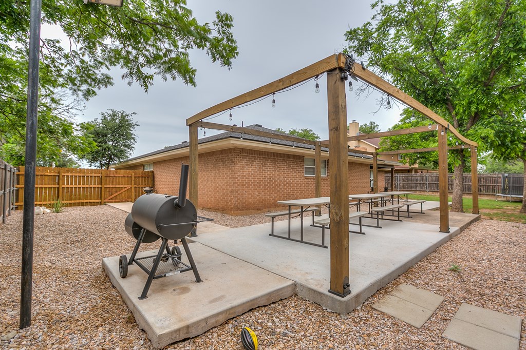 3508 Sunset Dr Property Photo 28