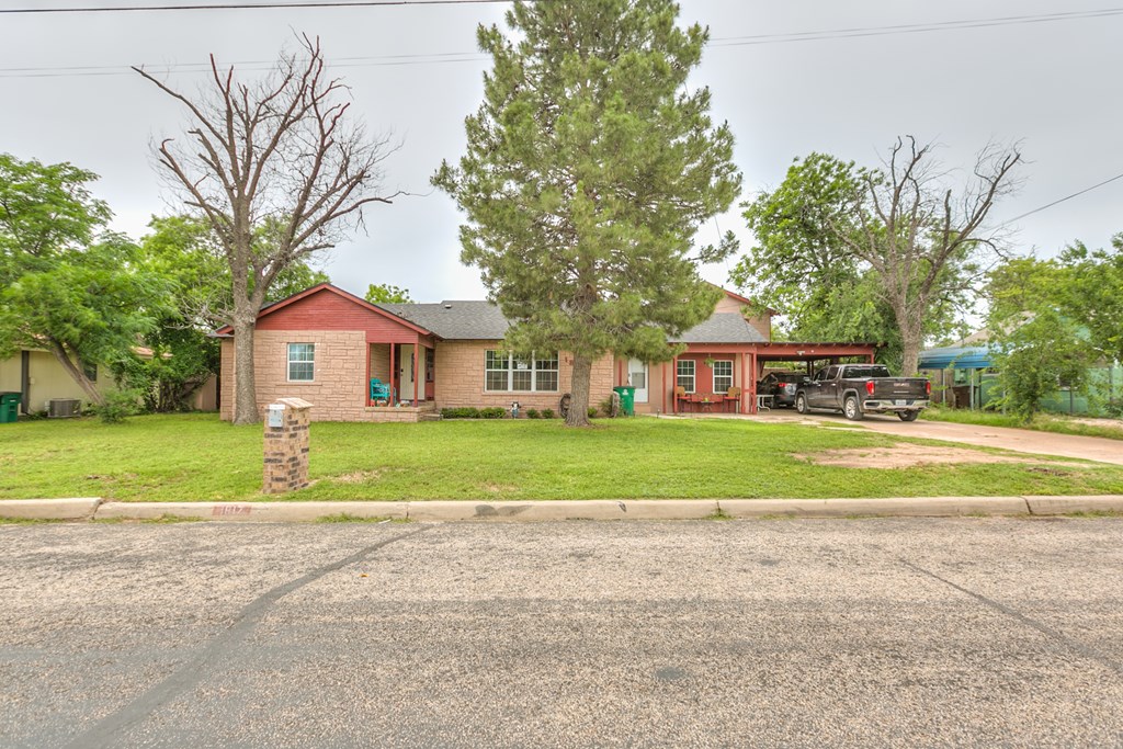 1817 North St Property Photo 2