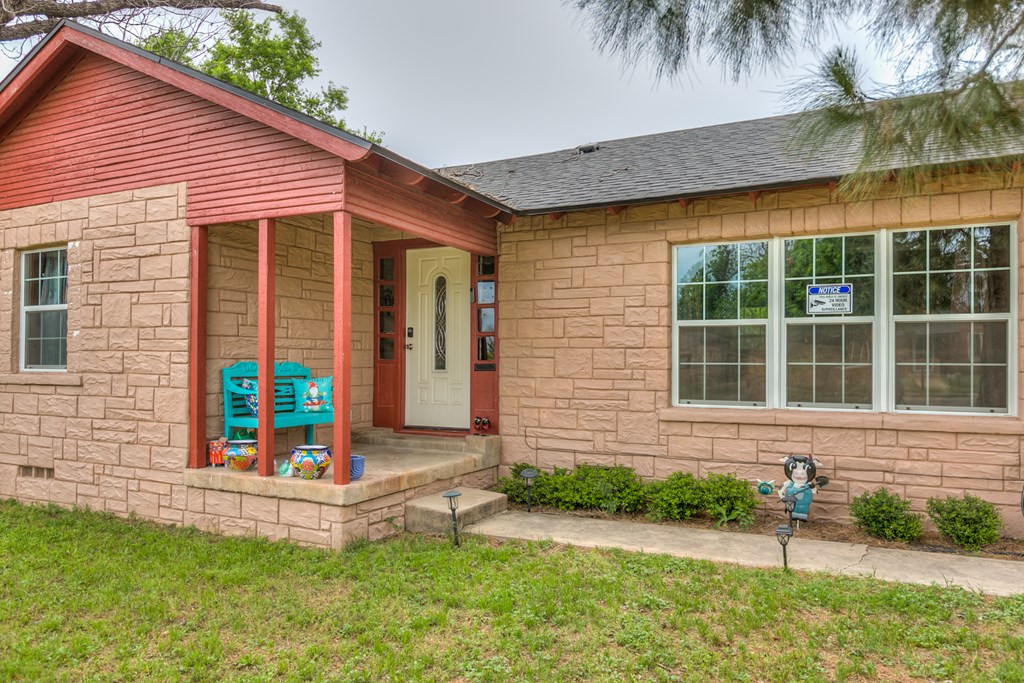 1817 North St Property Photo 5
