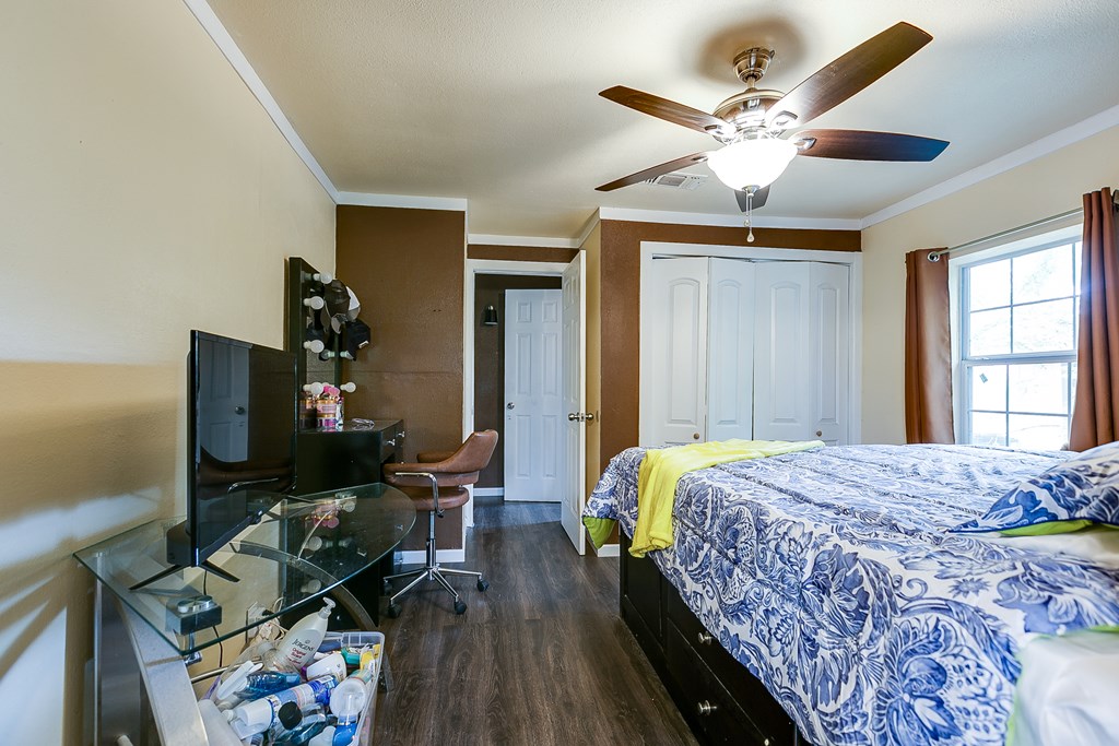1817 North St Property Photo 18