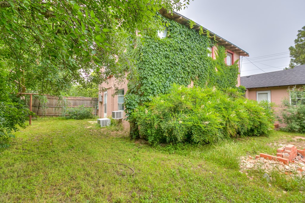 1817 North St Property Photo 22
