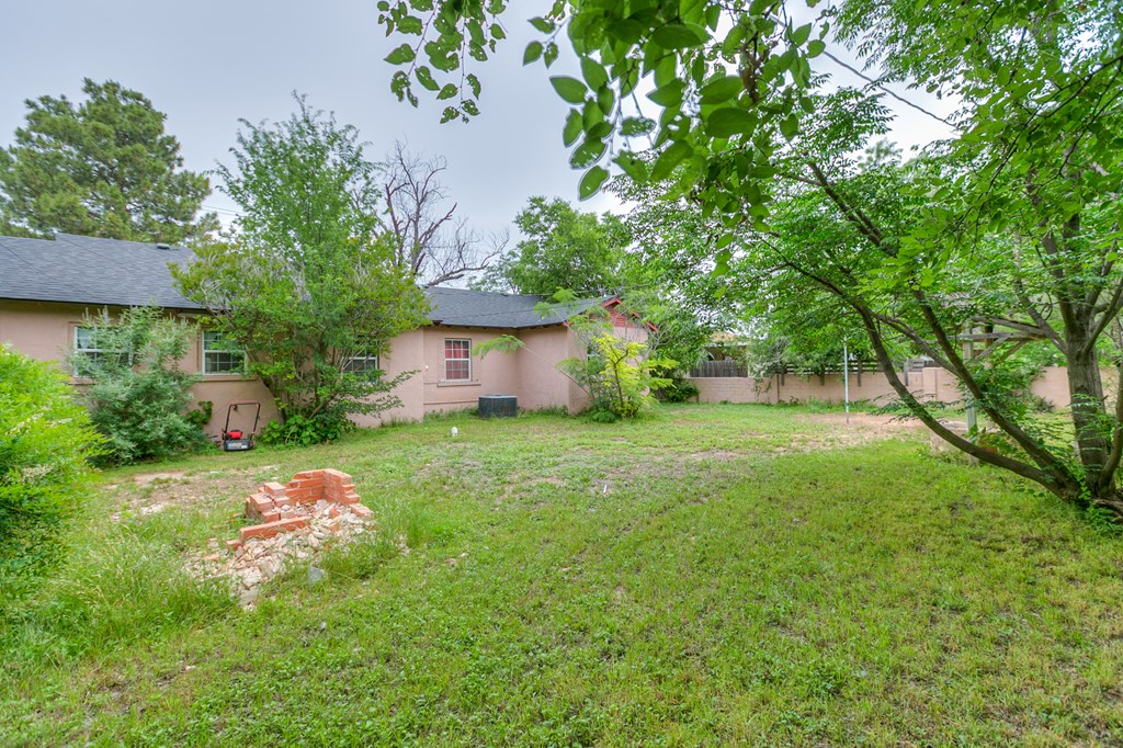 1817 North St Property Photo 23