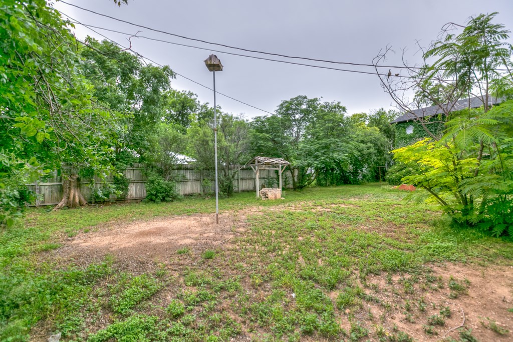 1817 North St Property Photo 25