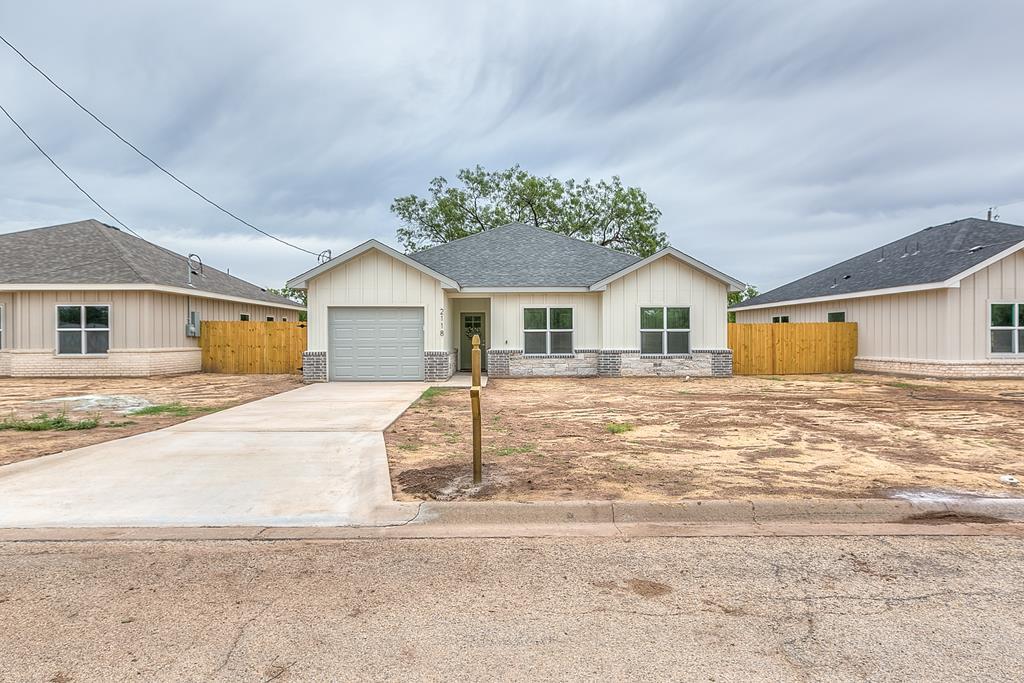 2118 Deaton St Property Photo 2
