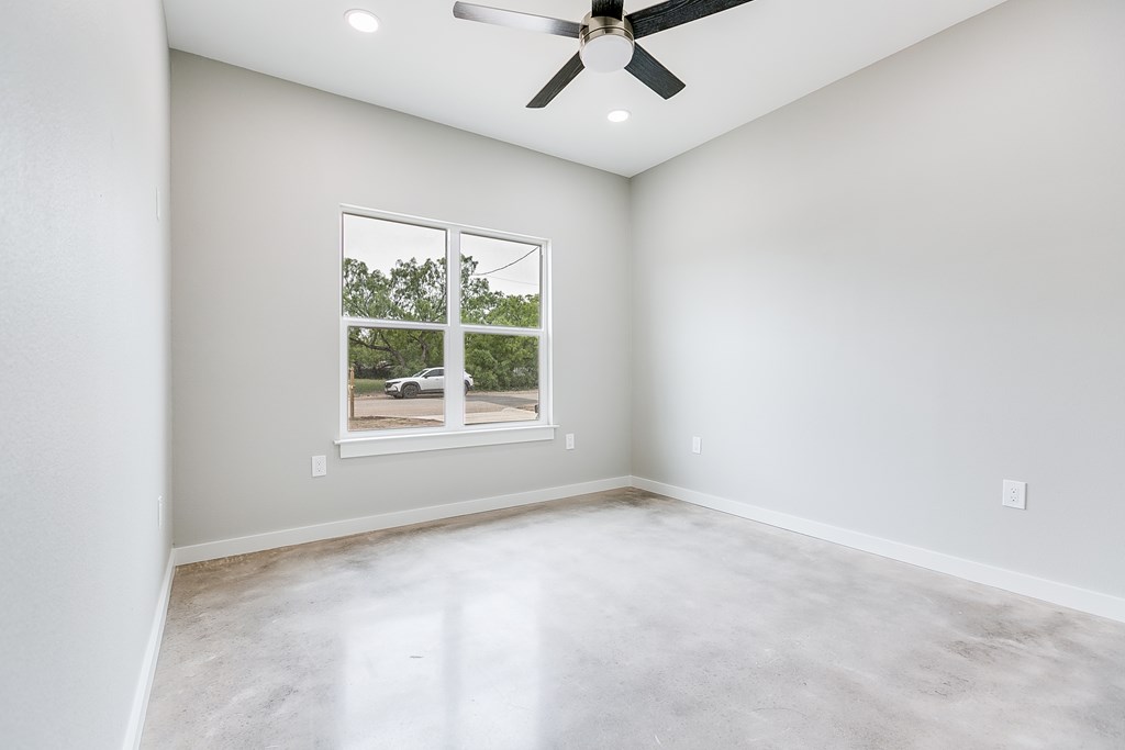 2118 Deaton St Property Photo 26