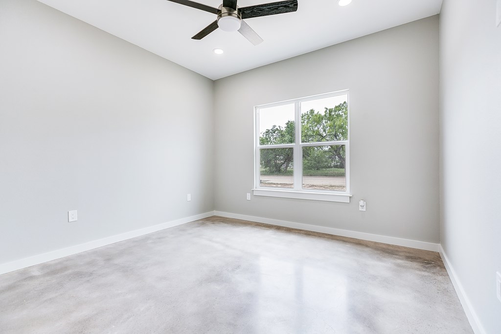 2118 Deaton St Property Photo 27