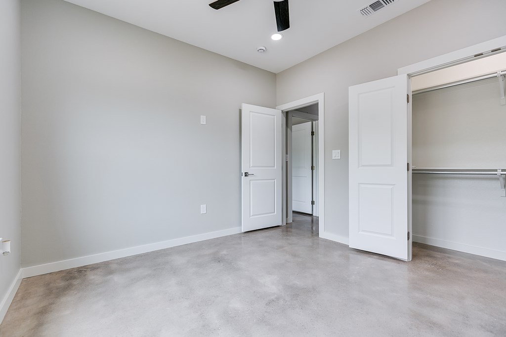 2118 Deaton St Property Photo 29