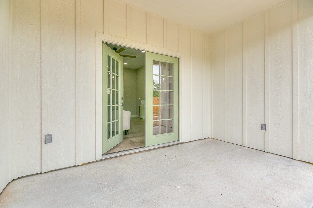 2118 Deaton St Property Photo 34