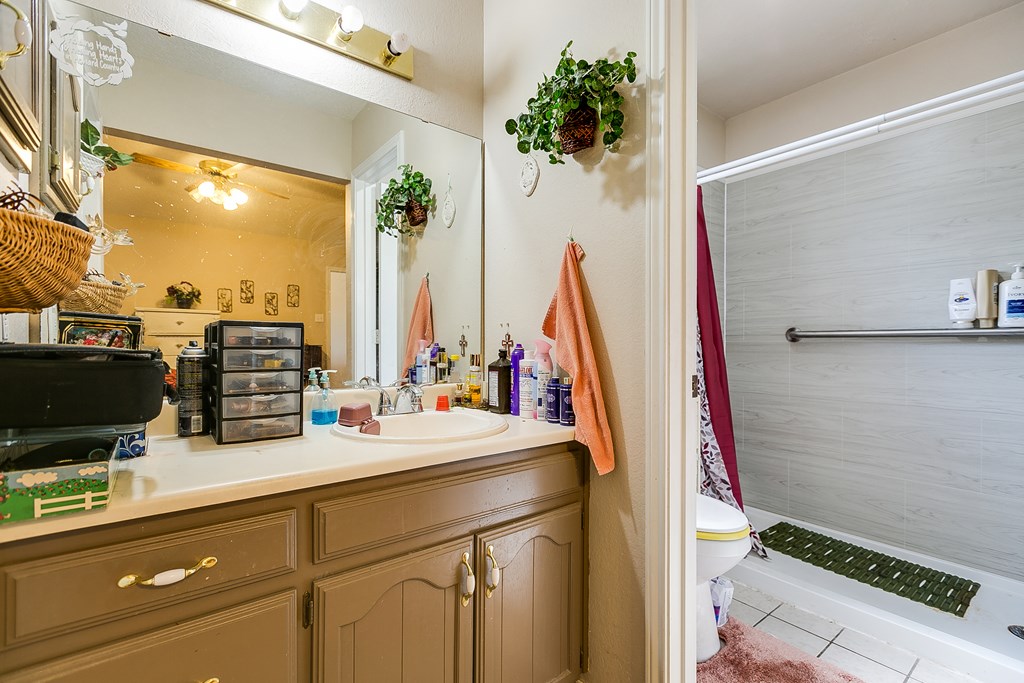 1027 Butterfly Lane Property Photo 19
