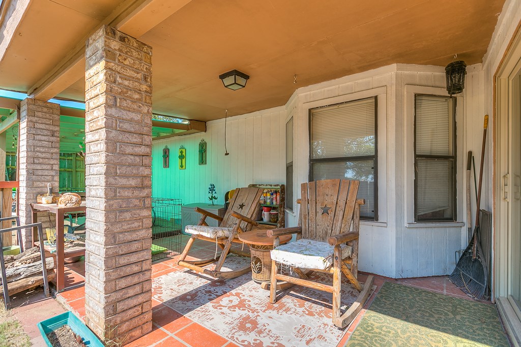 1027 Butterfly Lane Property Photo 27