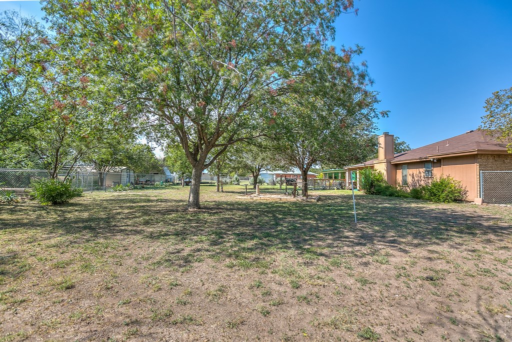 1027 Butterfly Lane Property Photo 37