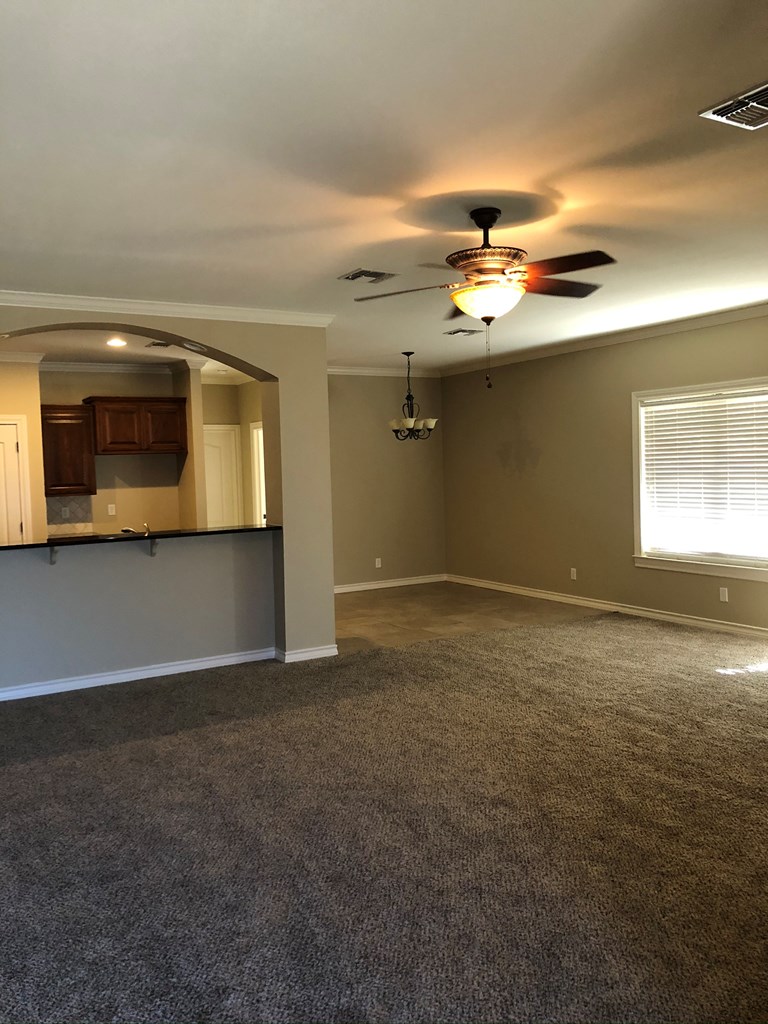 4214 Lexington Place Property Photo 2