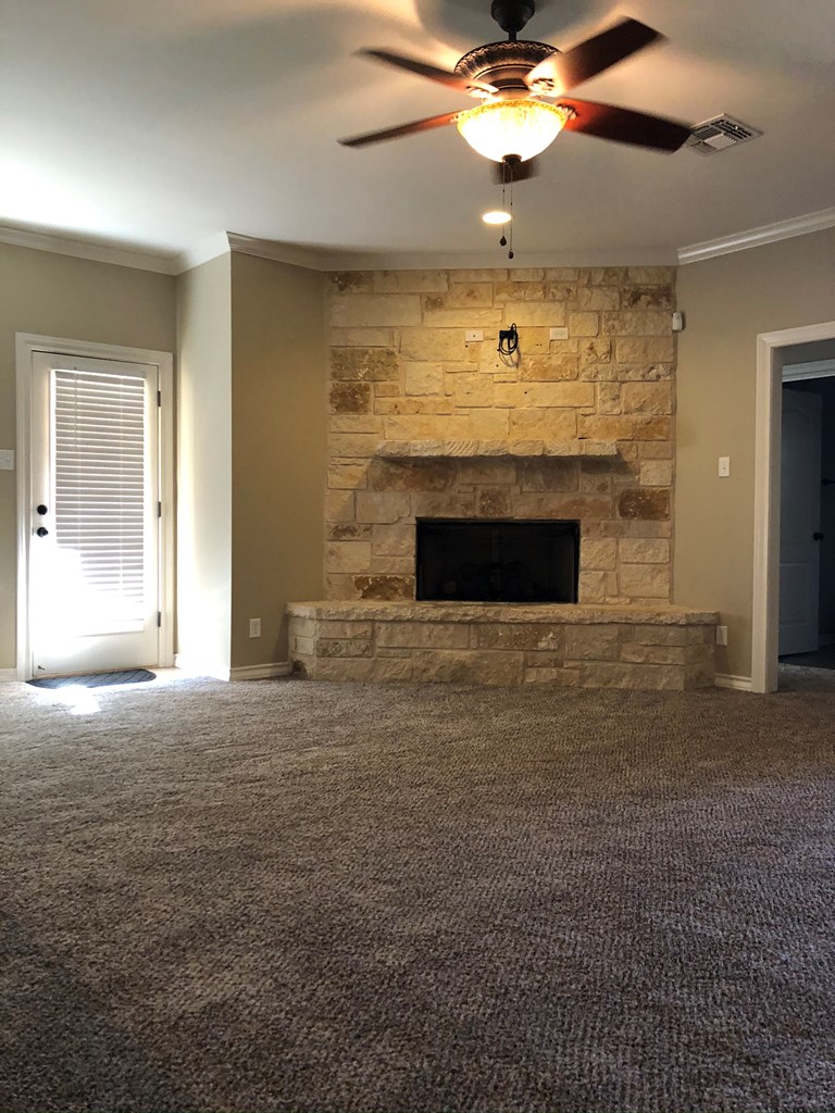 4214 Lexington Place Property Photo 4