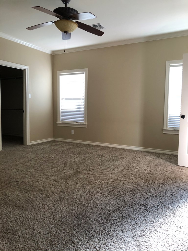 4214 Lexington Place Property Photo 8