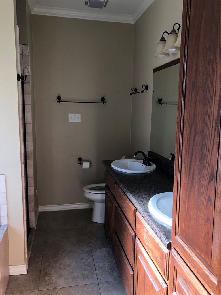 4214 Lexington Place Property Photo 10