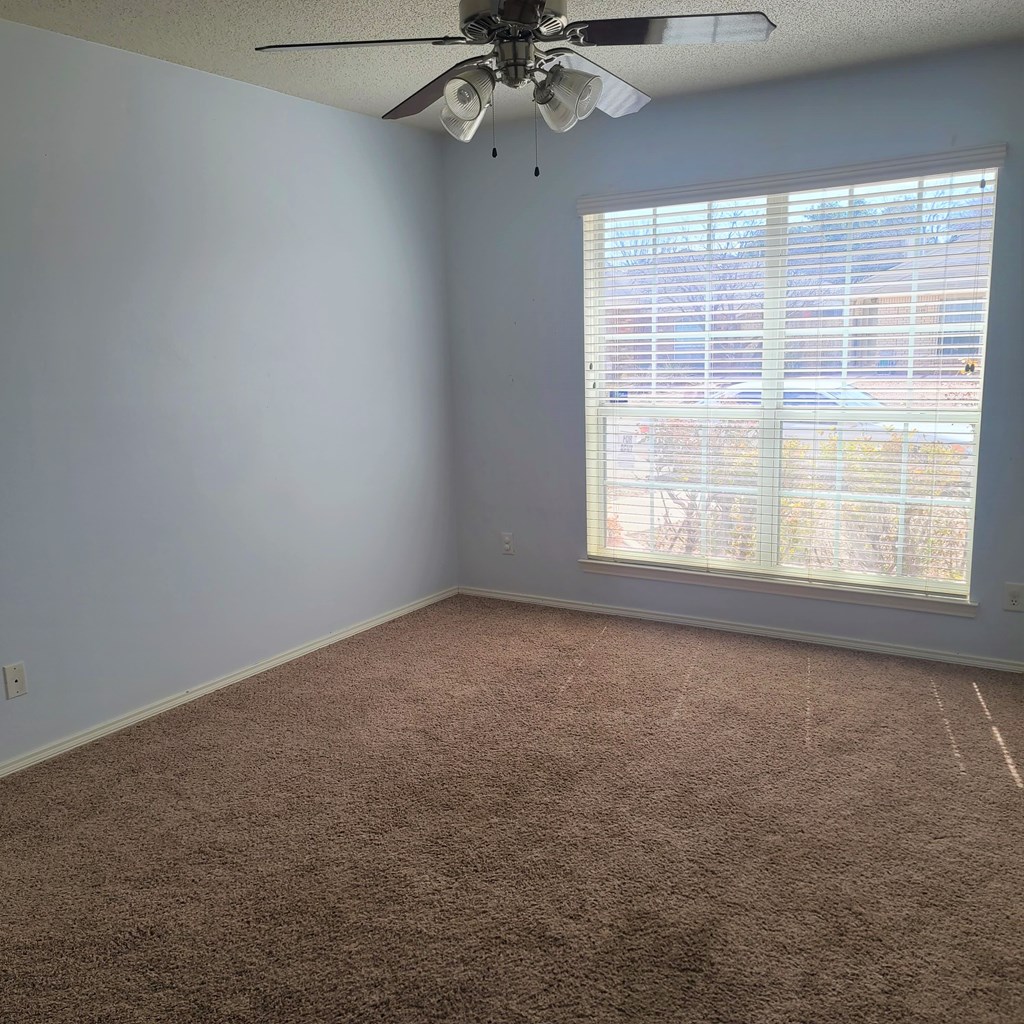4150 Green Meadow Dr Property Photo 8