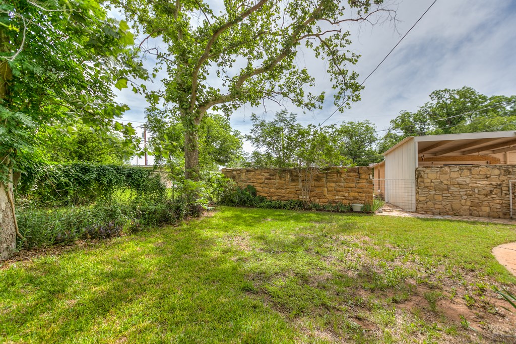 623 S Washington St Property Photo 41