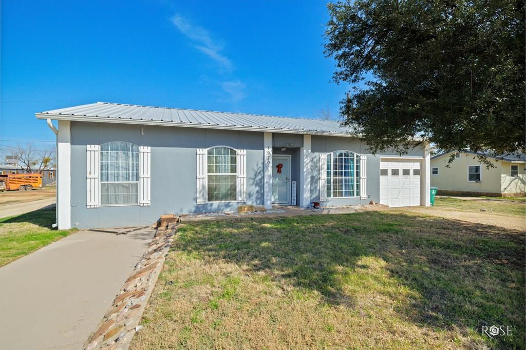 1920 Shady Point Circle Dr Property Photo 1