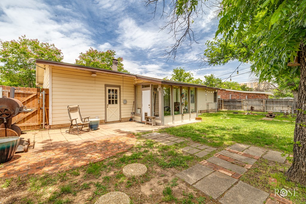 2519 Yale Ave Property Photo 8