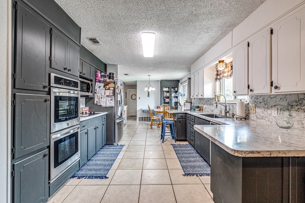 3213 Sunset Dr Property Photo 5