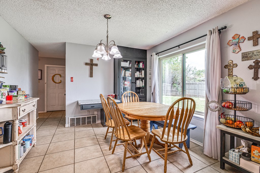 3213 Sunset Dr Property Photo 19