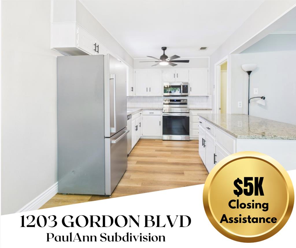 1203 Gordon Blvd Property Photo 1