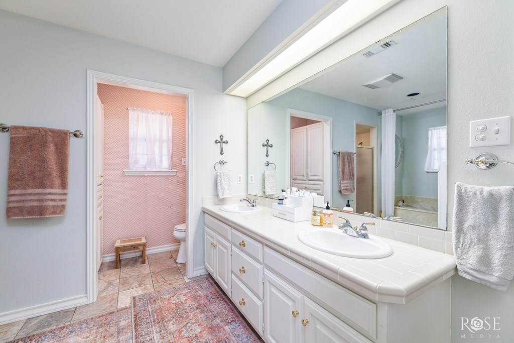 5410 Lake Tr Court Property Photo 13