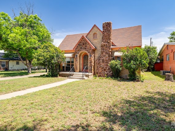2229 Waco St Property Photo 5